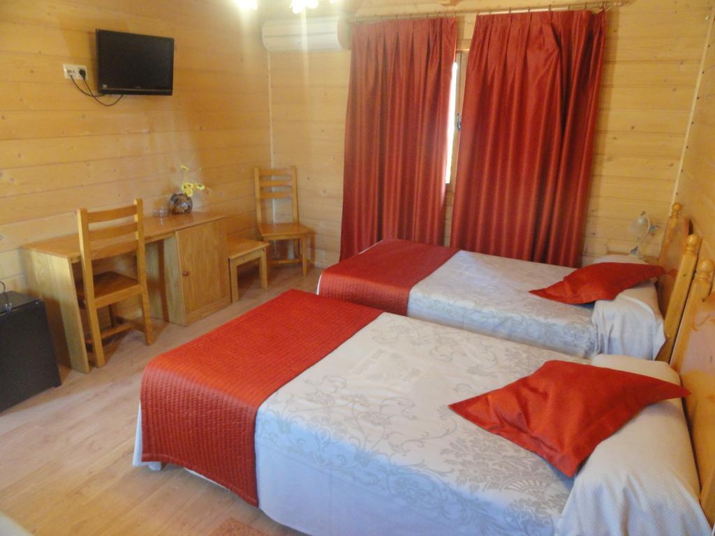 Motel San Isidro Villarrubio Εξωτερικό φωτογραφία